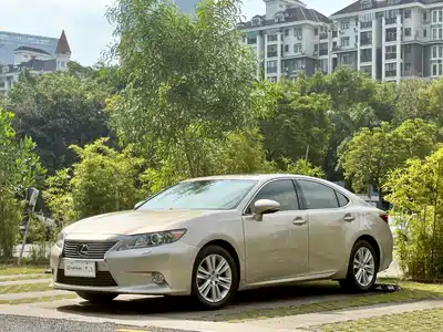 Lexus ES 2013