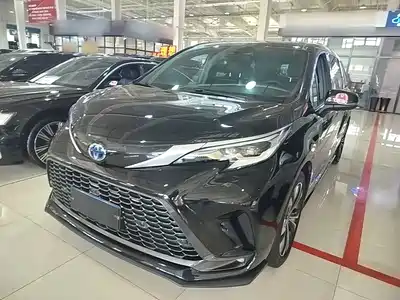 Toyota Granvia 2023