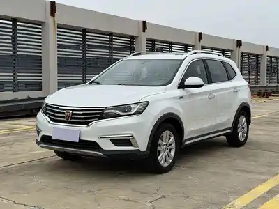Roewe RX5 2017