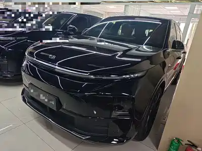 Li Auto L6 2024