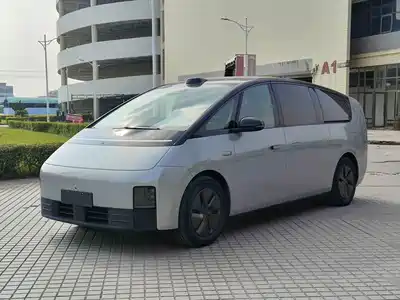 Li Auto MEGA 2024