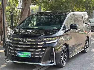 Toyota Vellfire 2024