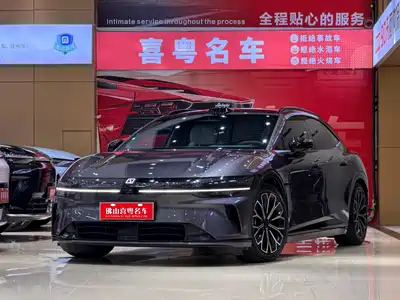 ZEEKR 007GT 2025