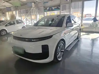 Li Auto L6 2024