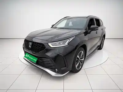 Toyota Crown Kluger 2024