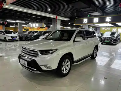 Toyota Highlander 2015