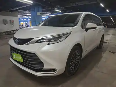 Toyota Sienna 2023