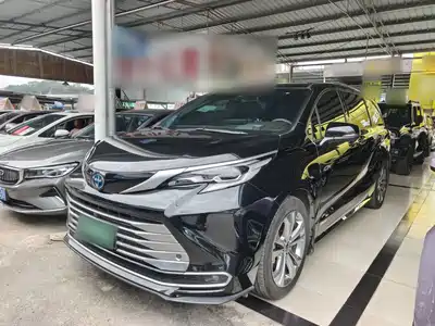 Toyota Sienna 2023