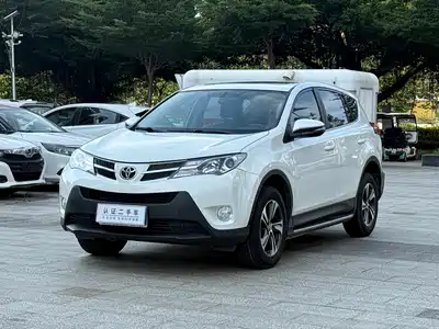 Toyota RAV4 2015