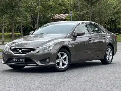 Toyota Reiz 2015