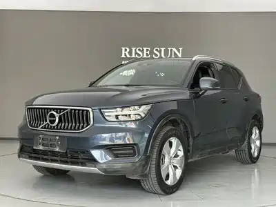 Volvo XC40 2021