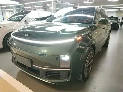 Li Auto L9 2025