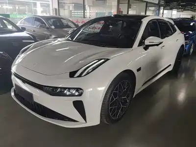 ZEEKR 001 2024
