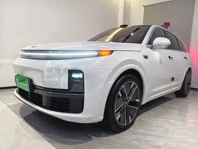 Li Auto L7 2025