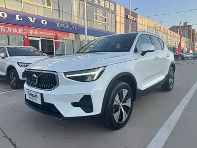 Volvo XC40 2024