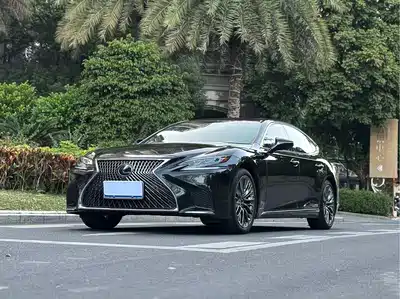 Lexus LS 2019