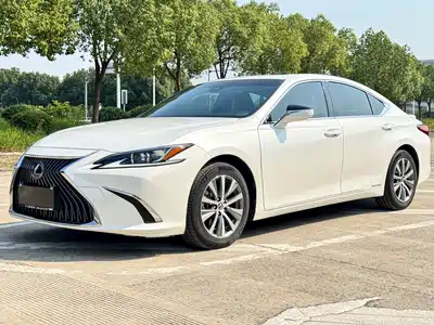 Lexus ES 2019