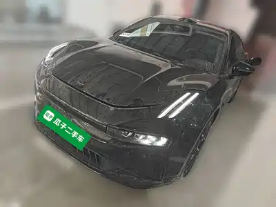 ZEEKR 001 2024