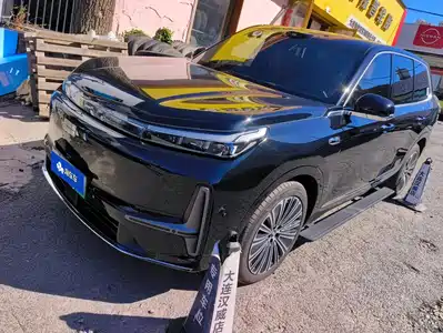 Geely Galaxy M9 2025