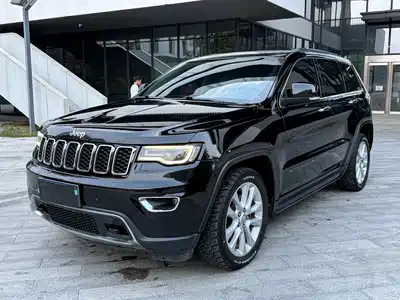 Jeep Grand Cherokee (Import) 2018