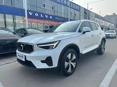 Volvo XC40 2024