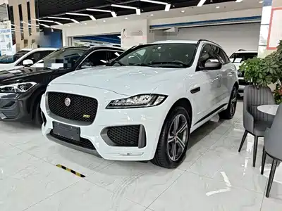 Jaguar F-PACE 2021