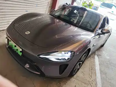 Xiaomi Auto SU7 2024