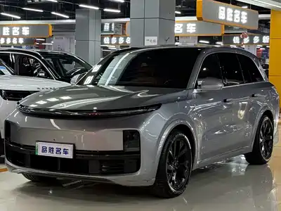 Li Auto L8 2022
