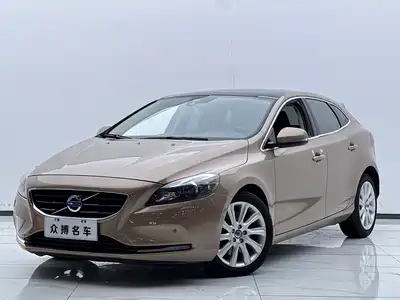 Volvo V40 2014