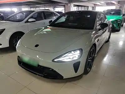 Xiaomi Auto SU7 2025