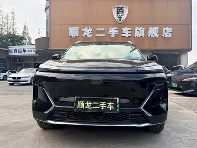 Geely Galaxy Starship 7 EM-i 2025