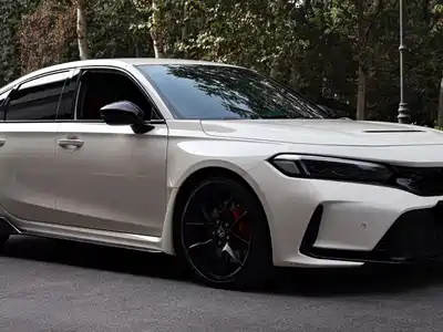 Honda Civic (Import) 2025
