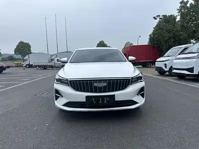 Geely Emgrand 2025
