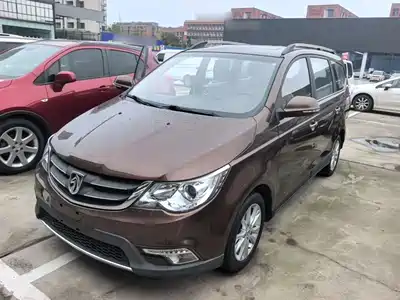 Baojun 730 2015