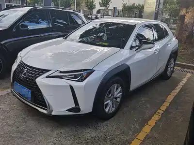 Lexus UX 2019