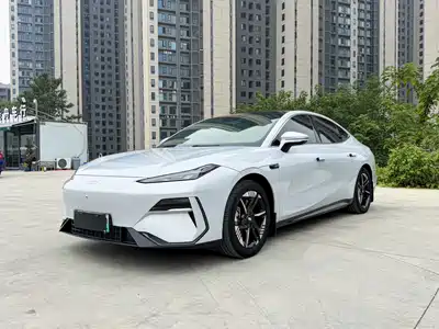 Geely Galaxy E8 2024