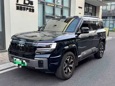 Fang Cheng Bao Leopard 8 2025