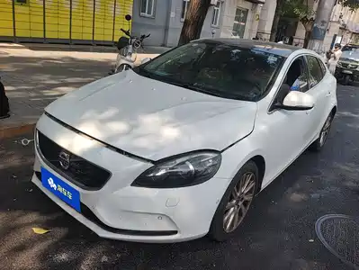 Volvo V40 2013