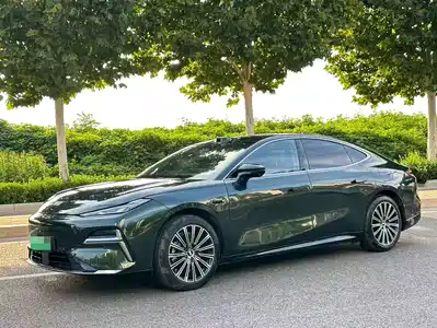 Geely Galaxy Xingyao 8 2025