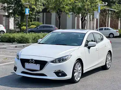 Mazda Mazda3 Axela 2015