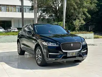 Jaguar F-PACE 2017