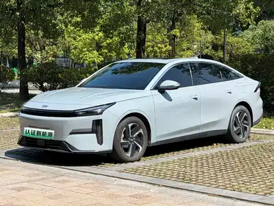 Geely Galaxy L6 2024