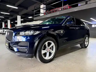Jaguar F-PACE 2021