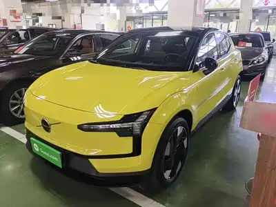 Volvo EX30 2024