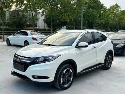 Honda Vezel 2015