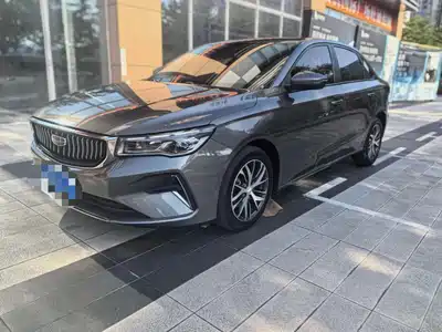 Geely Emgrand 2024