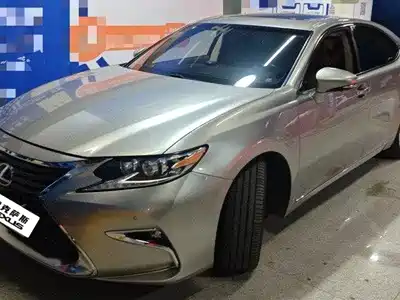 Lexus ES 2017