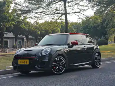 MINI JCW 2021