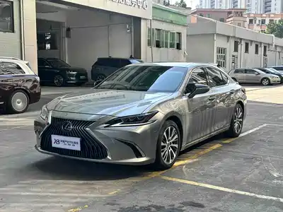 Lexus ES 2018