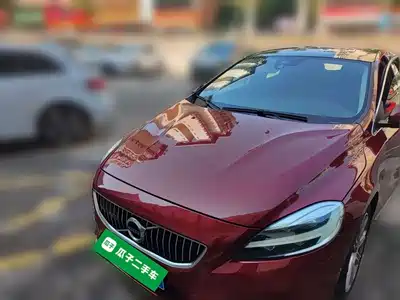 Volvo V40 2017